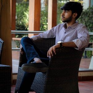 Meet your Posher, Mihir